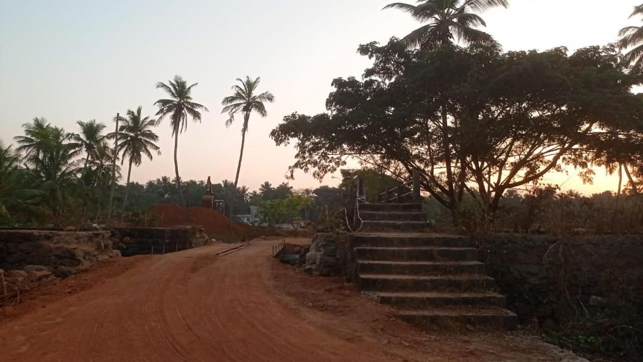 Narayanalayam-Vintage Retreat-Homestay & Rest'Inn カンヌール エクステリア 写真